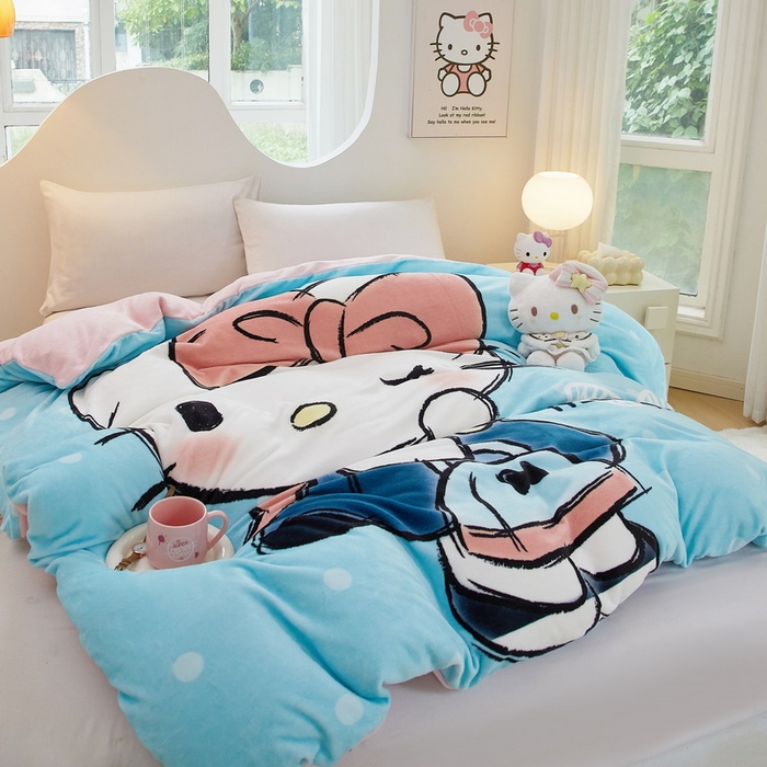 91家纺网 家纺一手货源 找家纺 蘭菲家纺 2024新款牛奶绒卡通三丽鸥单品被套 摩卡蓝