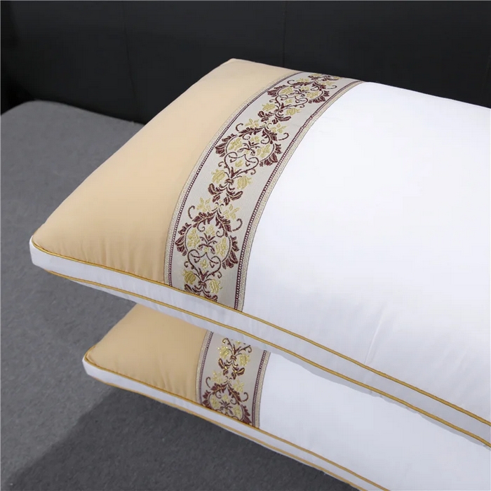 91家纺网 家纺一手货源 找家纺 佳尚枕芯 2025新款高端欧式酒店枕立体拼色刺绣羽丝绒酒店枕芯枕头 欧式浅黄48x74cm低枕