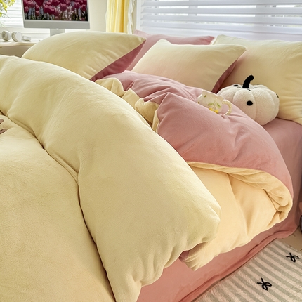 觅妮家纺 2025新款全消光200g简约高克重秋冬加厚双拼牛奶绒单被套 柠檬粉