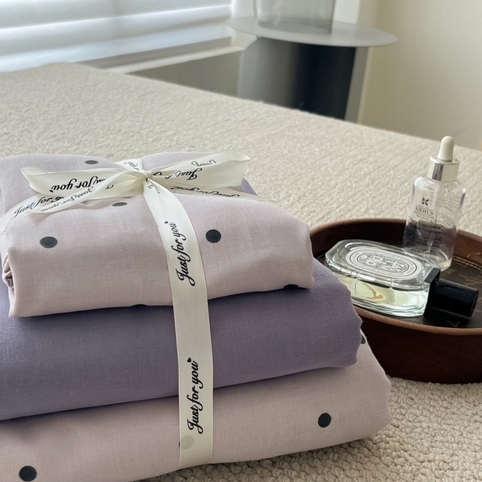 91家纺网 家纺一手货源 找家纺 一比一家纺 2025新款全棉母婴级抗菌有氧全棉双层纱亲肤全棉小清新印花三件套四件套 芋泥啵啵