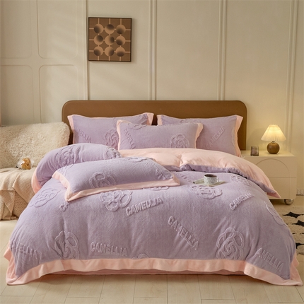 91家纺网 家纺一手货源 找家纺 （总）DC 2025新款B类雕花牛奶绒四件套-艾拉