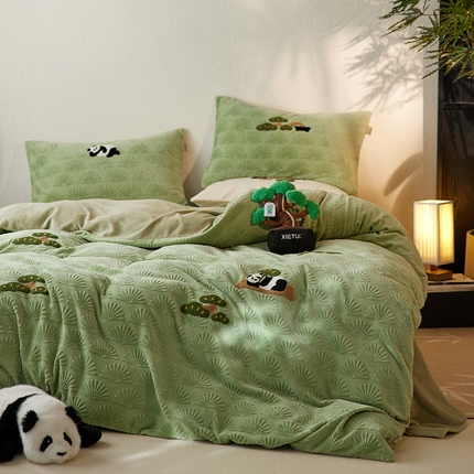 91家纺网 家纺一手货源 找家纺 风向标家纺 2024新款A类立体牛奶绒毛巾绣-绽放青松系列（风格一） 放青松-翠松