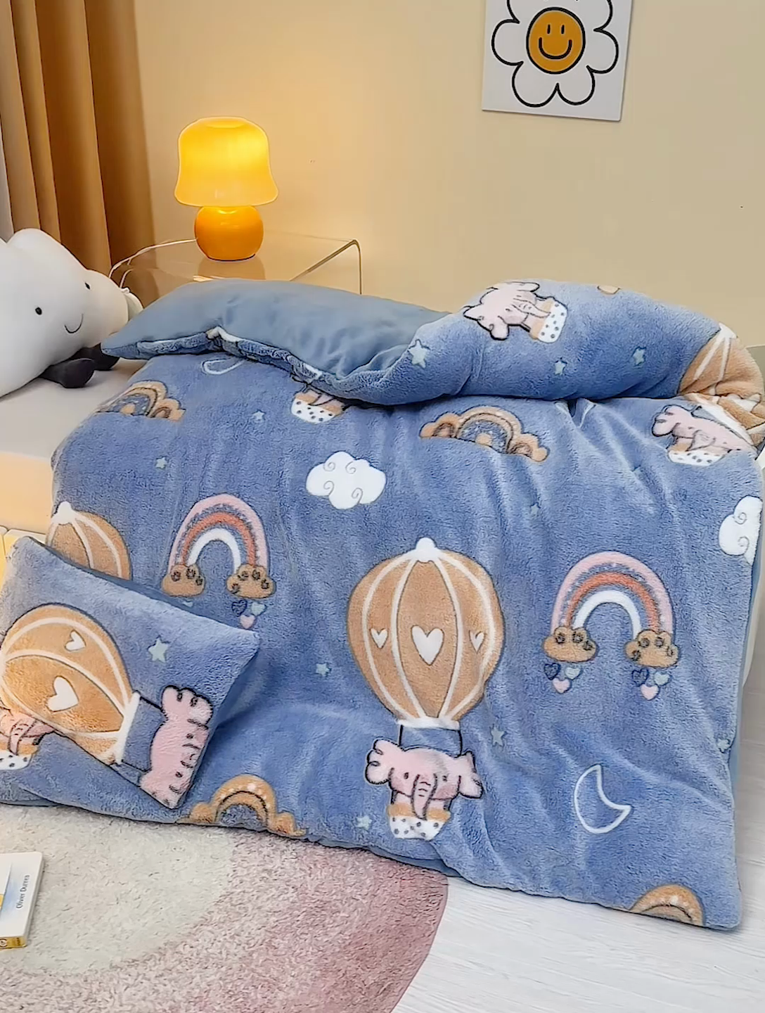 91家纺网 家纺一手货源 找家纺 丝涟家居 2025新款A类雪花绒牛奶绒儿童多功能可拆卸盖毯被 气球大象