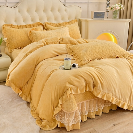 畅畅家纺 2024新款简约纯色牛奶绒夹棉床盖四件套 倾城-黄