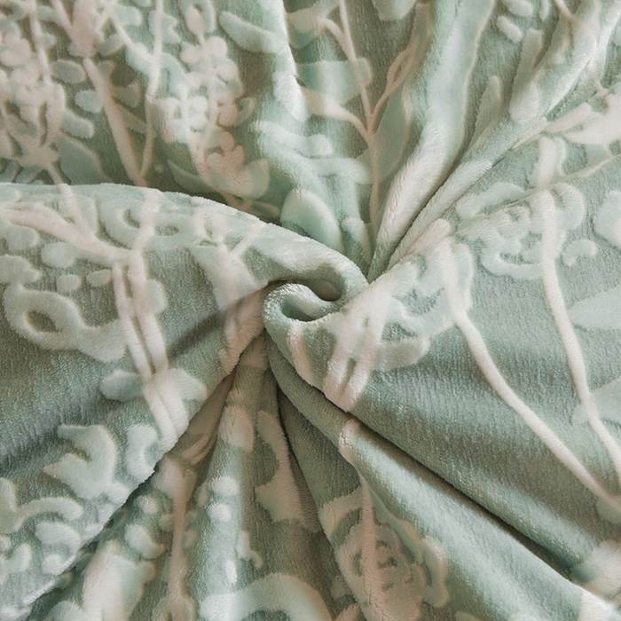 91家纺网 家纺一手货源 找家纺 畅畅家纺 2024新款11斤高克重新款韩版烂花牛奶绒床盖四件套系列 雾里看花-海藻青