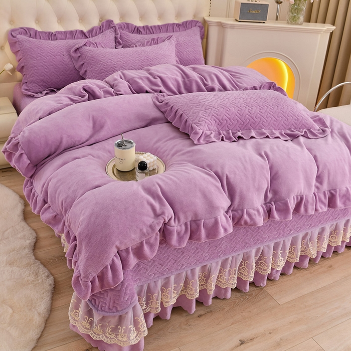 91家纺网 家纺一手货源 找家纺 畅畅家纺 2024新款简约纯色牛奶绒夹棉床盖四件套 倾城-紫