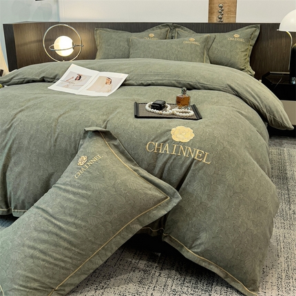 91家纺网 家纺一手货源 找家纺 （总）灰鲸 2025新款秋冬加厚磨毛刺绣四件套