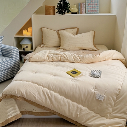 91家纺网 家纺一手货源 找家纺 琳可 2024新款50S贡缎超柔全棉磨毛宝宝绒10%大豆被冬被 柚色