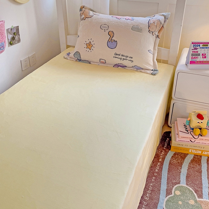 91家纺网 家纺一手货源 找家纺 贝扬思家纺 2024新款加厚雪花绒印花三件套 排队龙