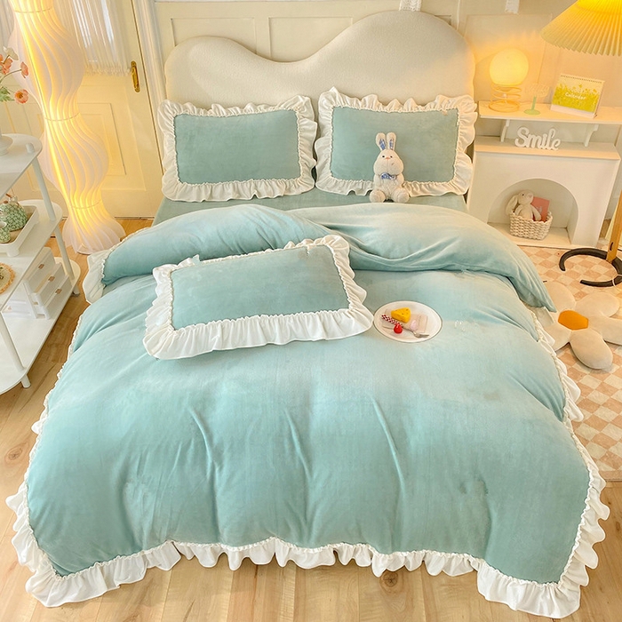 91家纺网 家纺一手货源 找家纺 花香四季家纺 2024新款牛奶绒多巴胺系列四件套 蓝