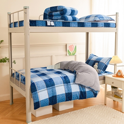 91家纺网 家纺一手货源 找家纺 （总）斯尔顿 2025新款牛奶绒床盖三件套