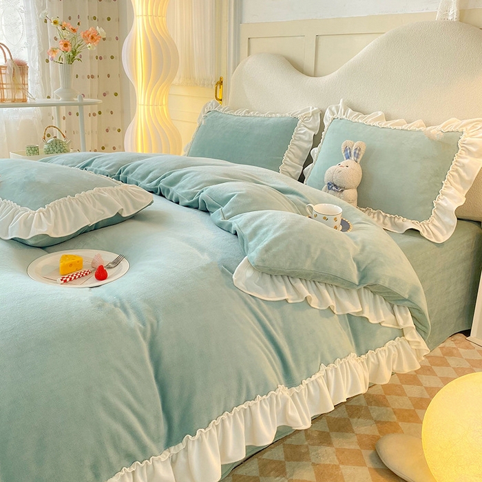 91家纺网 家纺一手货源 找家纺 花香四季家纺 2024新款牛奶绒多巴胺系列四件套 蓝