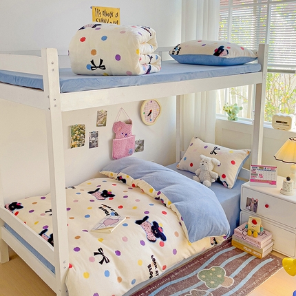 91家纺网 家纺一手货源 找家纺 贝扬思家纺 2024新款高克重牛奶绒三件套 汪汪仙贝