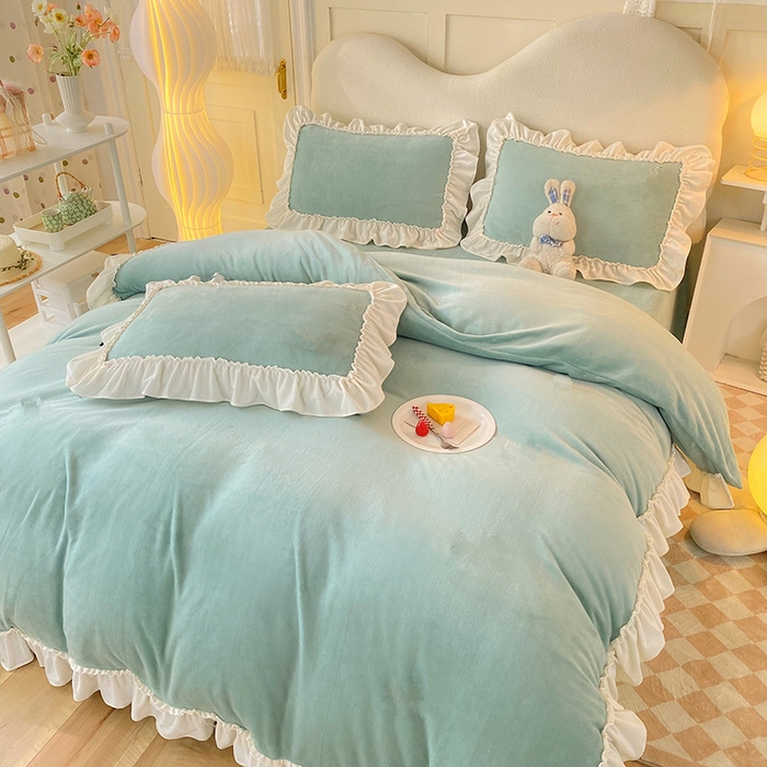 91家纺网 家纺一手货源 找家纺 花香四季家纺 2024新款牛奶绒多巴胺系列四件套 蓝