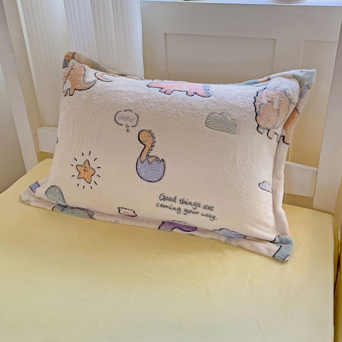 91家纺网 家纺一手货源 找家纺 贝扬思家纺 2024新款加厚雪花绒印花三件套 排队龙