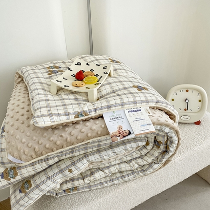 青螺家纺 2025高密全棉嵌绳宝宝绒豆豆被春秋被冬被 一圈踩棉 四角不跑棉 直播 绅士小熊