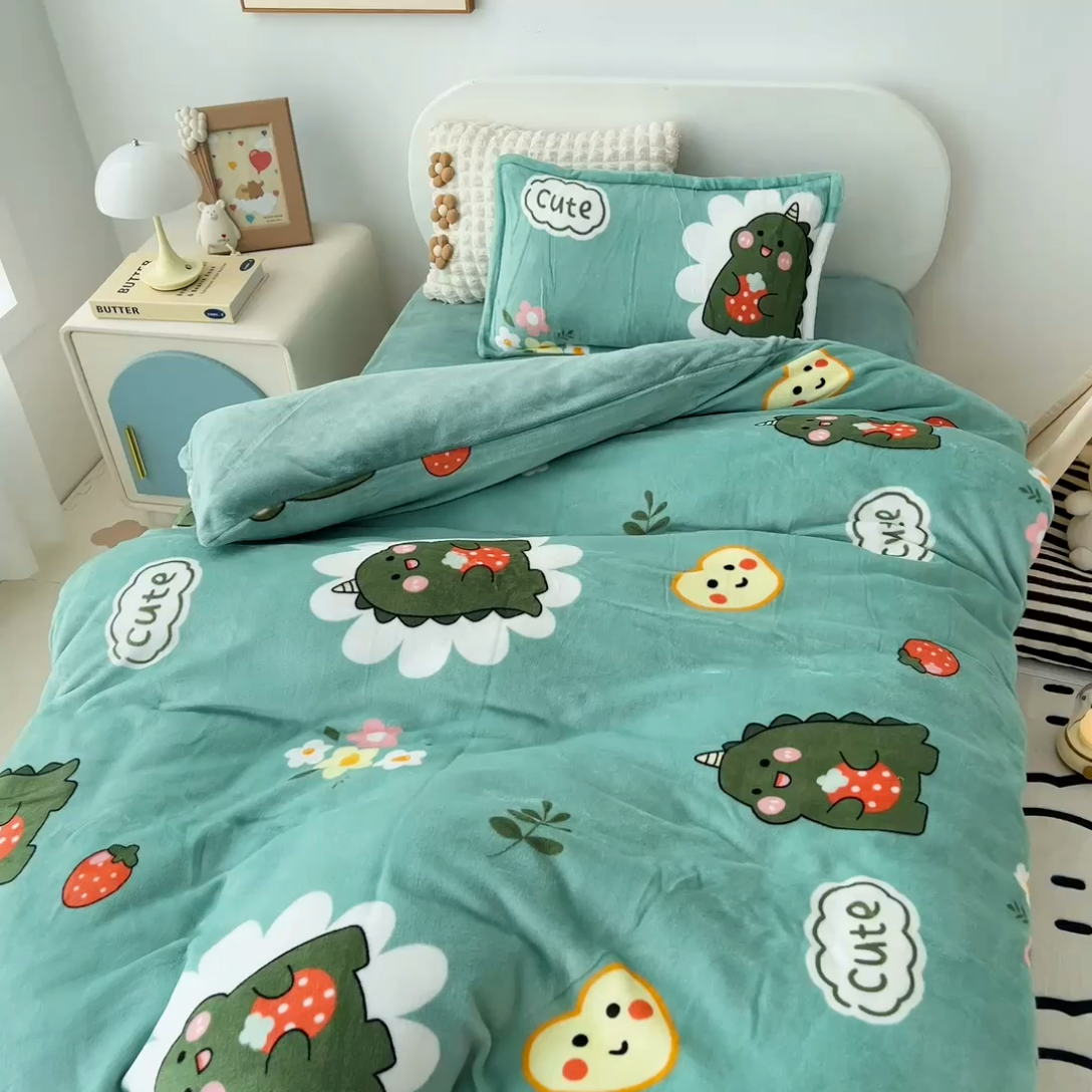 91家纺网 家纺一手货源 找家纺 吉咪兔 2025新款儿童卡通牛奶绒双面绒幼儿园被子三件套六件套保暖被褥被套 睡梦龙