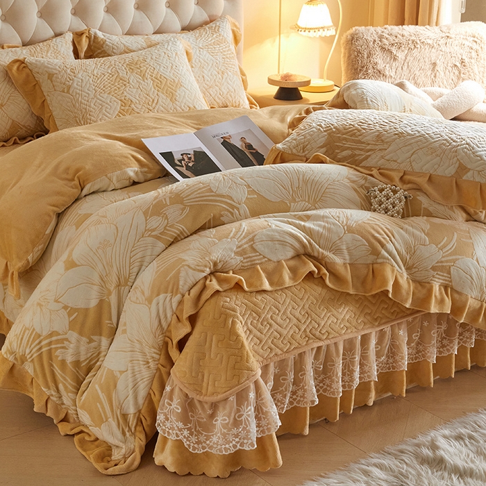 91家纺网 家纺一手货源 找家纺 畅畅家纺 2024新款11斤高克重新款韩版烂花牛奶绒床盖四件套系列 幽兰-嫩黄