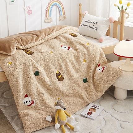 91家纺网 家纺一手货源 找家纺 （总）丝涟家居 2025新款羊羔绒牛奶绒毛巾绣儿童脱卸被子