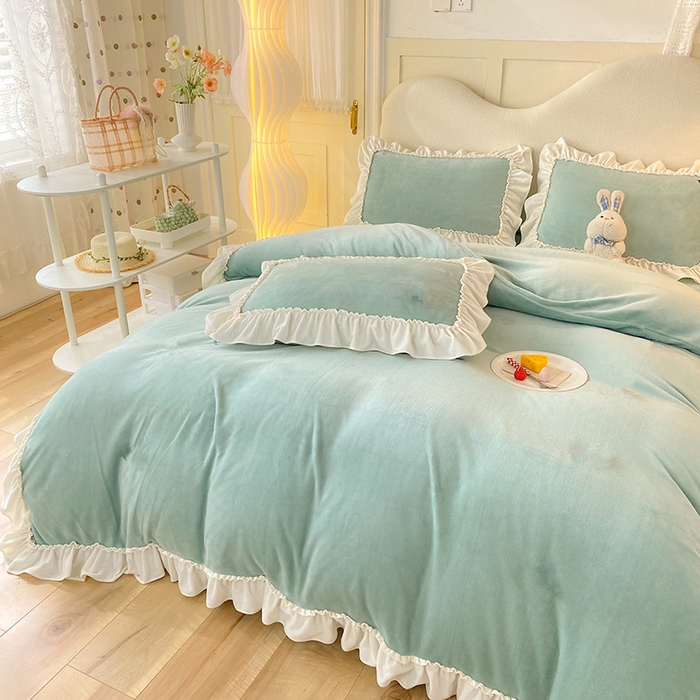 91家纺网 家纺一手货源 找家纺 花香四季家纺 2024新款牛奶绒多巴胺系列四件套 蓝