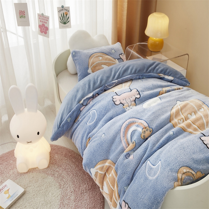 91家纺网 家纺一手货源 找家纺 丝涟家居 2025新款A类雪花绒牛奶绒儿童多功能可拆卸盖毯被 气球大象