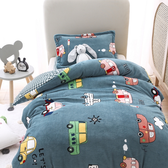 91家纺网 家纺一手货源 找家纺 吉咪兔 2025新款儿童卡通牛奶绒双面绒幼儿园被子三件套六件套保暖被褥被套 滴滴车队-蓝