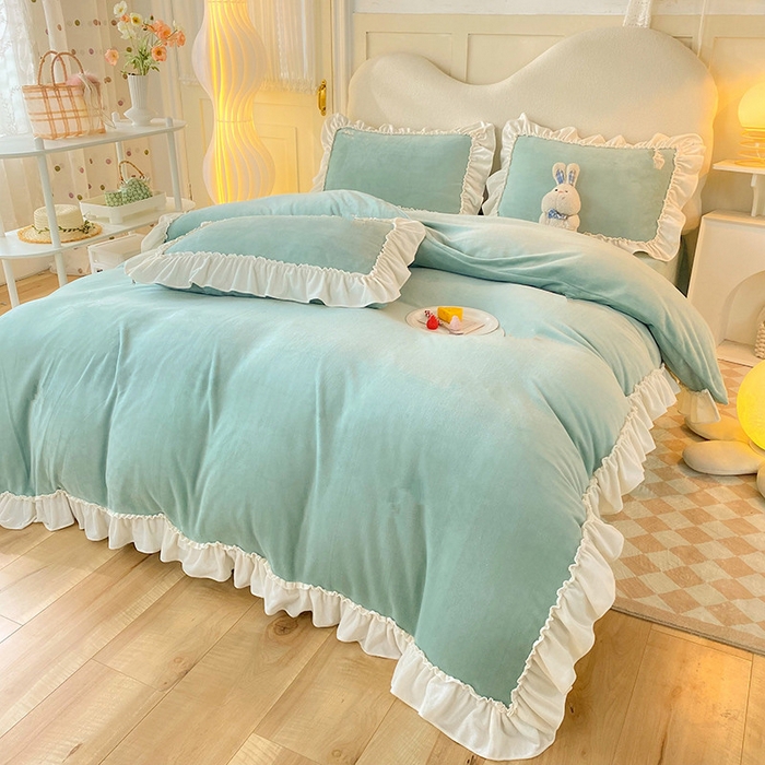 91家纺网 家纺一手货源 找家纺 花香四季家纺 2024新款牛奶绒多巴胺系列四件套 蓝