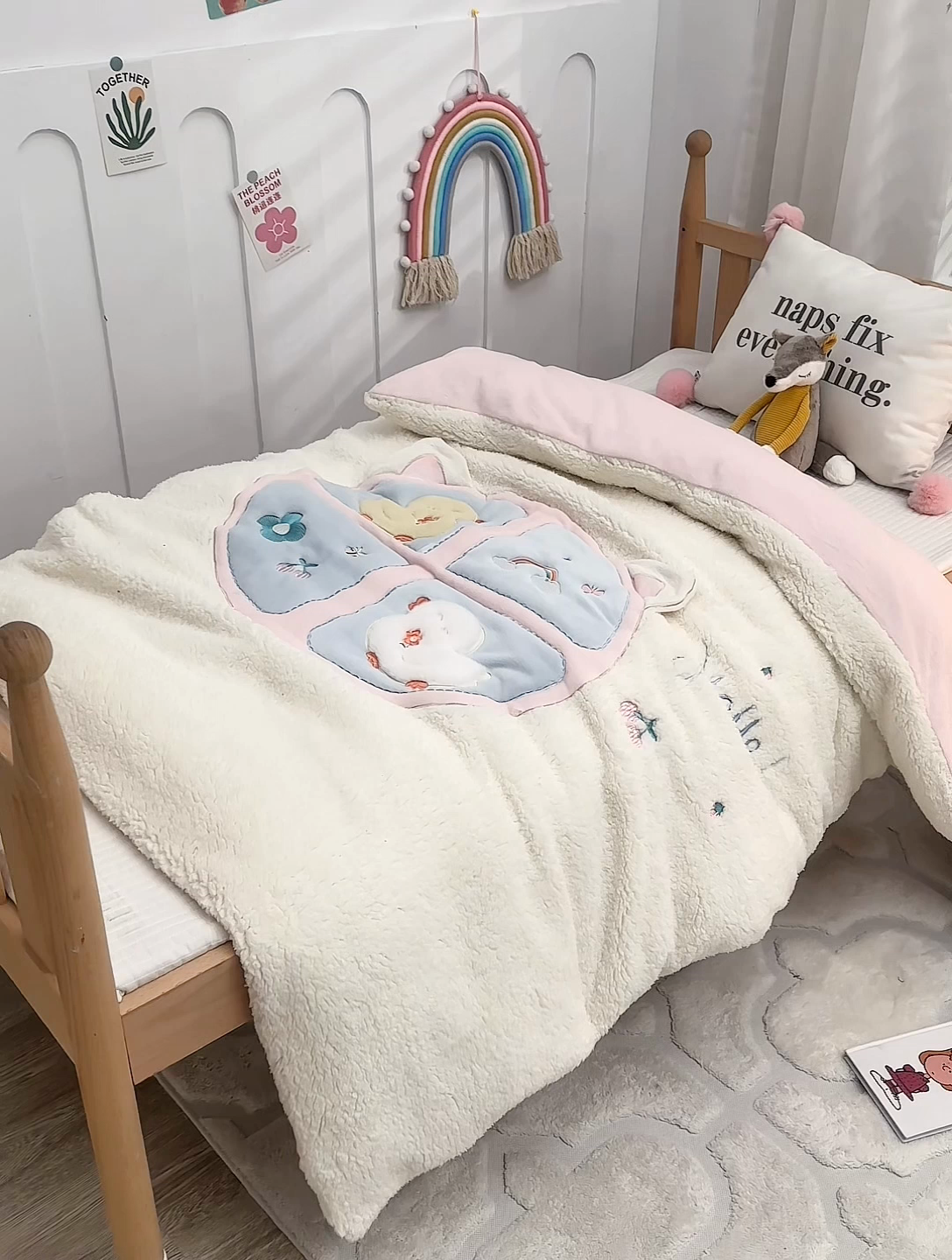 91家纺网 家纺一手货源 找家纺 丝涟家居 2025新款羊羔绒牛奶绒卡通刺绣儿童脱卸被子 呆萌鸭