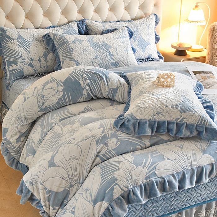 91家纺网 家纺一手货源 找家纺 畅畅家纺 2024新款11斤高克重新款韩版烂花牛奶绒床盖四件套系列 幽兰-海蓝