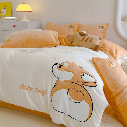 91家纺网 家纺一手货源 找家纺 （总）灰鲸 2025新款牛奶绒大版贴布绣四件套