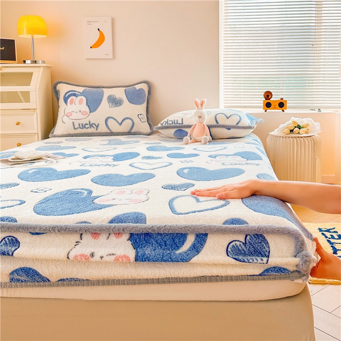 91家纺网 家纺一手货源 找家纺 喜居 喜居 2024新款雪花绒床笠印花牛奶绒床笠三件套单床笠 爱心兔