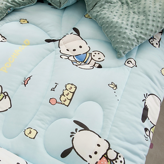 91家纺网 家纺一手货源 找家纺 萌宝 2024新款A类三丽欧针织棉儿童豆豆被幼儿园卡通春秋被冬被 帕恰狗