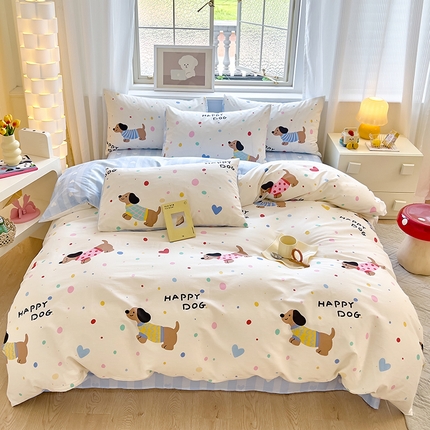 91家纺网 家纺一手货源 找家纺 拾物记 2024新款A类12868全棉喷气印花四件套 甜心汪星人