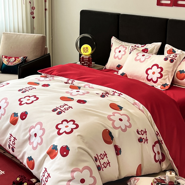 91家纺网 家纺一手货源 找家纺 金牛座家纺 2025新款高克重亲肤棉磨毛数码印花婚庆四件套配高档礼盒 柿柿如意