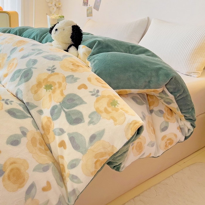 91家纺网 家纺一手货源 找家纺 大柏树 2025新款A类高克重亲肤舒适牛奶绒印花四件套-单被套可定制 朵柔-黄