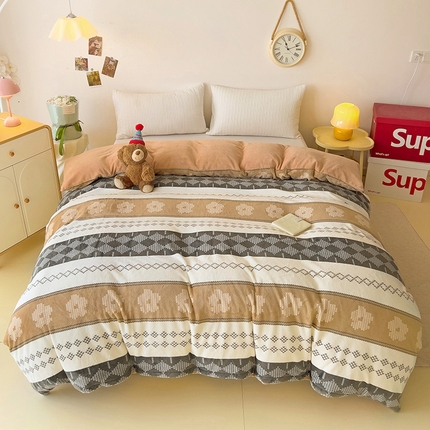 91家纺网 家纺一手货源 找家纺 （总）大柏树 2025新款A类高克重亲肤舒适牛奶绒印花四件套-单被套可定制