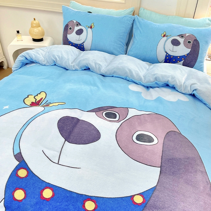 91家纺网 家纺一手货源 找家纺 浩诚 2024新款加厚保暖牛奶绒四件套印花卡通系列 波波宝贝