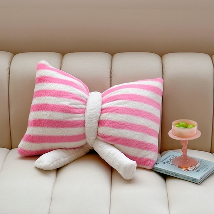 91家纺网 家纺一手货源 找家纺 桔子家纺 2024新款蝴蝶结抱枕 蝴蝶结（粉条纹）