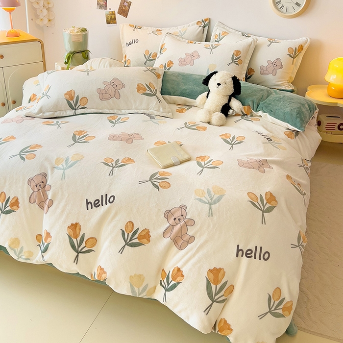 91家纺网 家纺一手货源 找家纺 大柏树 2025新款A类高克重亲肤舒适牛奶绒印花四件套-四件套可定制 艾薇-黄