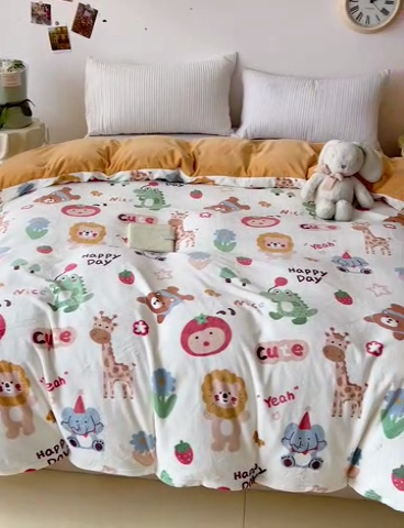 91家纺网 家纺一手货源 找家纺 大柏树 2025新款A类高克重亲肤舒适牛奶绒印花四件套-单被套可定制 布拉乐园