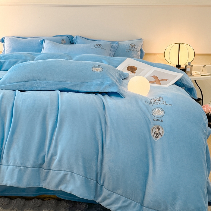 91家纺网 家纺一手货源 找家纺 新方向 2025新款全消光A类刺绣牛奶绒四件套-伊菲 伊菲-以太兰