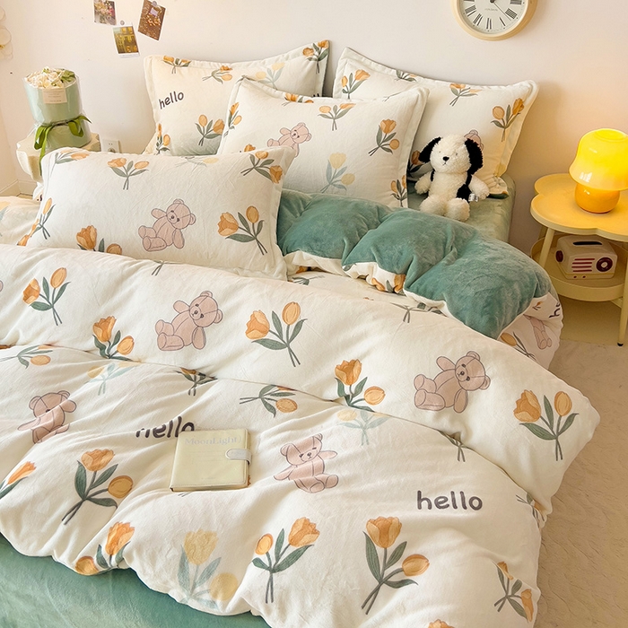 91家纺网 家纺一手货源 找家纺 大柏树 2025新款A类高克重亲肤舒适牛奶绒印花四件套-四件套可定制 艾薇-黄