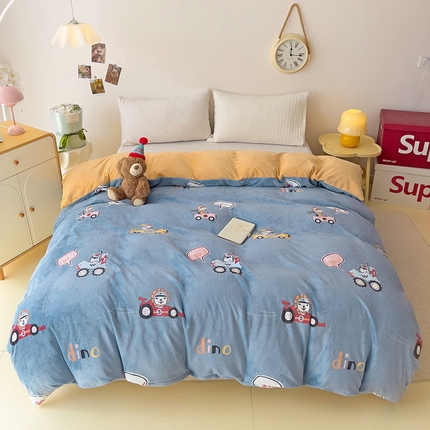 91家纺网 家纺一手货源 找家纺 大柏树 2025新款A类高克重亲肤舒适牛奶绒印花四件套-单被套可定制 精灵乐园-蓝