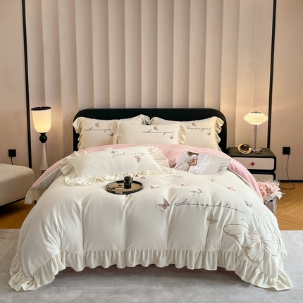 爱家（原缔乐家纺） 2024新款牛奶绒贴布绣四件套-蝶舞 蝶舞-奶昔白