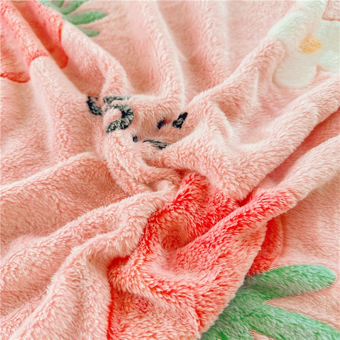 91家纺网 家纺一手货源 找家纺 喜居 喜居 2024新款雪花绒床笠印花牛奶绒床笠三件套单床笠 草莓布丁