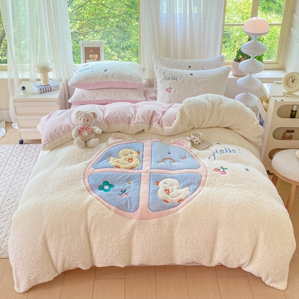 91家纺网 家纺一手货源 找家纺 （总）丝涟 2025新款高克重A类刺绣贴布绣羊羔绒牛奶绒四件套