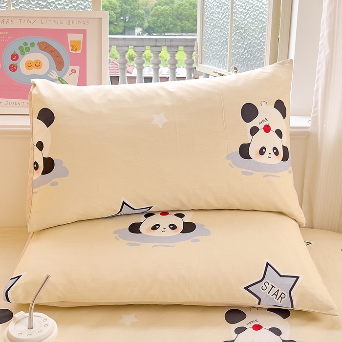 91家纺网 家纺一手货源 找家纺 拾物记 2024新款A类12868全棉喷气印花四件套 萌萌熊猫