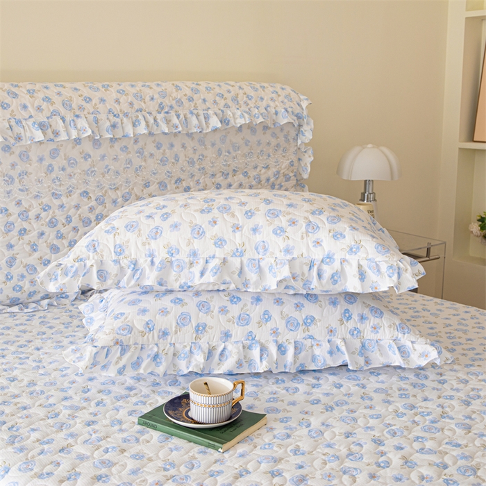 91家纺网 家纺一手货源 找家纺 十个点家纺 2024新款云锦棉印花床裙三件套-晚秋系列 蓝色玫瑰