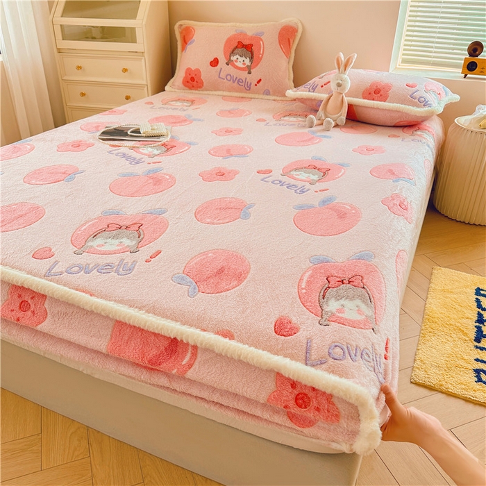 91家纺网 家纺一手货源 找家纺 喜居 喜居 2024新款雪花绒床笠印花牛奶绒床笠三件套单床笠 桃子女孩