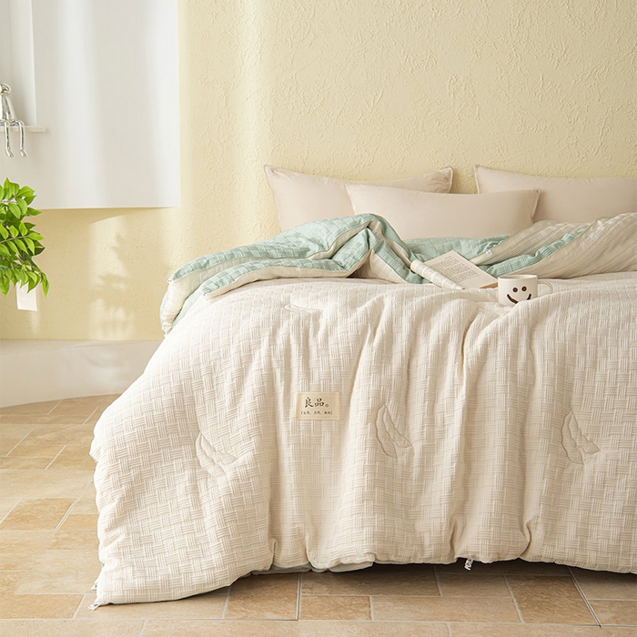 91家纺网 家纺一手货源 找家纺 新款华夫格提花大豆被冬被被子被芯二合一子母被 双拼白绿